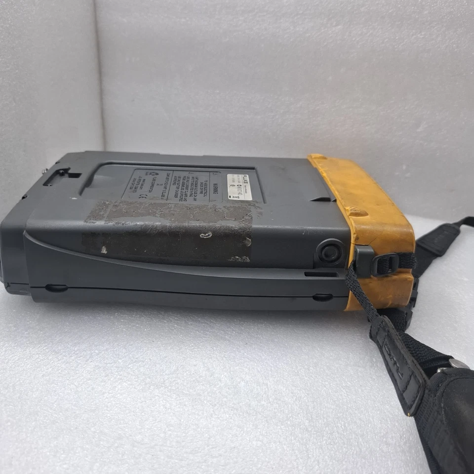 FLUKE 434 POWER QUALITY ANALYZER 1000V CAT III/600V CAT IV FLUKE 434 (As Is)